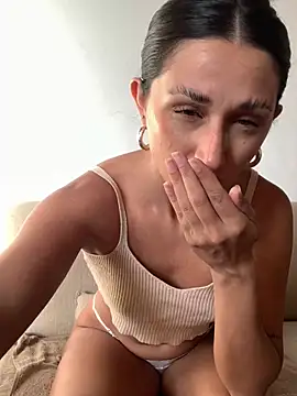 luci brecman online show from 01.11.26