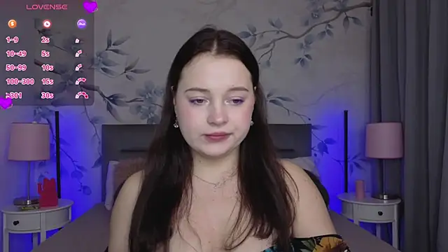 Snapshot of Cute_kitty- chatting on 10.05.25 Cute kitty- online show from 10.05.25