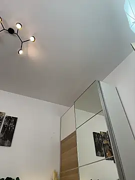 CelineReys online show from 12.16.25