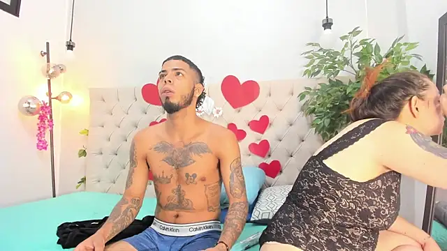 Mia Collivens online show from 09.20.25