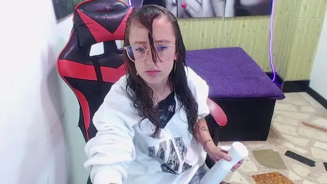 perla purpura online show from 09.18.25
