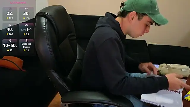 lukeboyce33 online show from 02.13.26