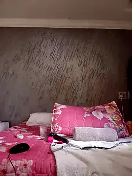 Hotytoty26 online show from 11.19.25