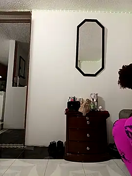 LEIDY LORENA online show from 11.12.25