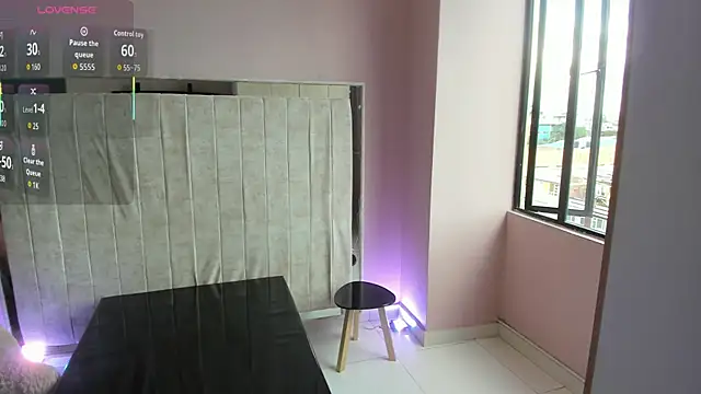 Alice 26  online show from 11.25.25