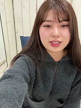 Snapshot of miharu01 chatting on 03.17.25 miharu01 online show from 03.17.25