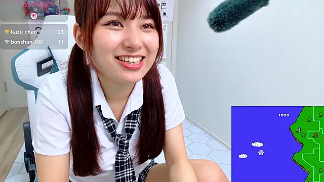 Snapshot of miharu01 chatting on 10.18.25 miharu01 online show from 10.18.25