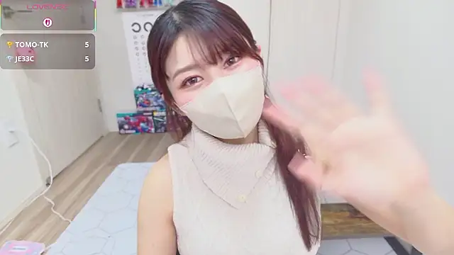 Snapshot of miharu01 chatting on 02.14.26 miharu01 online show from 02.14.26