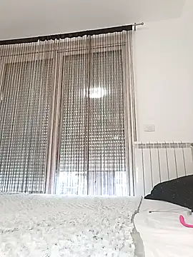 Snapshot of MeCherryy chatting on 10.09.25 MeCherryy online show from 10.09.25