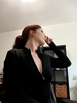 Snapshot of MeCherryy chatting on 10.24.25 MeCherryy online show from 10.24.25