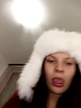 Snapshot of MeCherryy chatting on 10.30.25 MeCherryy online show from 10.30.25