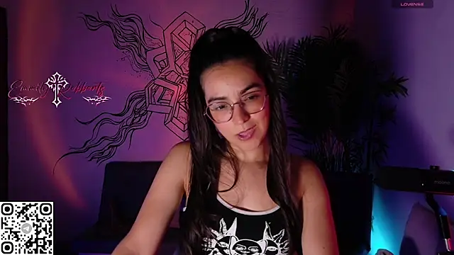 Emmi Roberts online show from 05.19.26