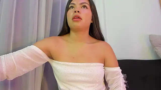 Snapshot of Pretty_Johnson_ chatting on 02.19.26 Pretty Johnson online show from 02.19.26