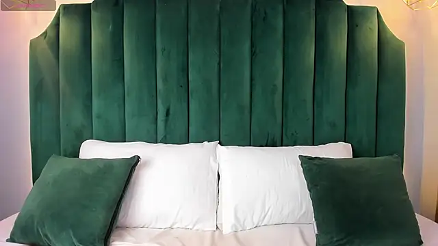 AnnyColson online show from 09.17.25