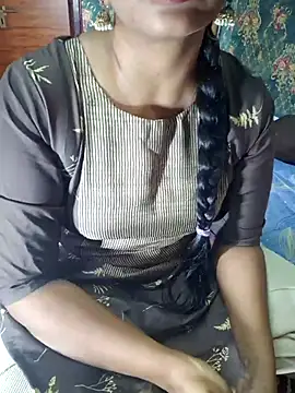 Snapshot of Shalini_telugu09 chatting on 10.07.25 Shalini telugu09 online show from 10.07.25