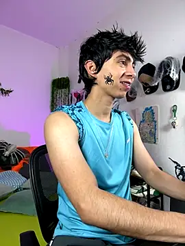 Snapshot of Yaiden_11 chatting on 10.06.25 Yaiden 11 online show from 10.06.25