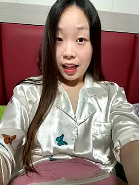 Minnie-66 online show from 10.13.25