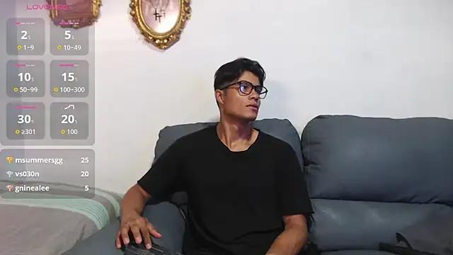 Snapshot of Christian_Musclet4 chatting on 09.22.25 Christian Musclet4 online show from 09.22.25