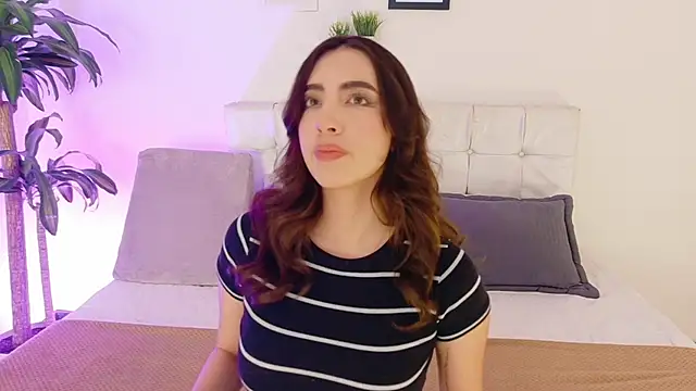 Rebbecawhite meow online show from 09.22.25