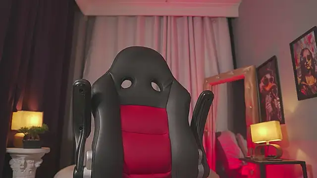 Colstorw  online show from 04.18.26