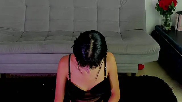 Snapshot of pauline_rouge chatting on 10.09.25 pauline rouge online show from 10.09.25