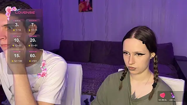 Romanhavesweetydick777 online show from 10.31.25