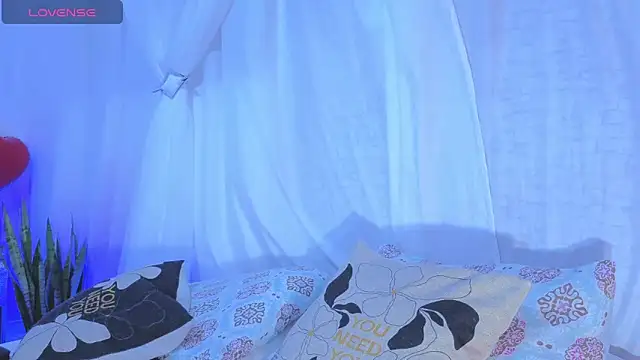 DianaGom online show from 04.06.26