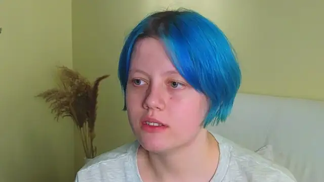 Snapshot of ErlineBeamer chatting on 03.18.25 ErlineBeamer online show from 03.18.25