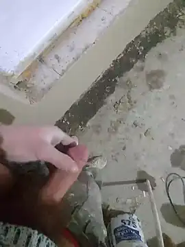 Snapshot of MaksDzubaV chatting on 03.20.25 MaksDzubaV online show from 03.20.25