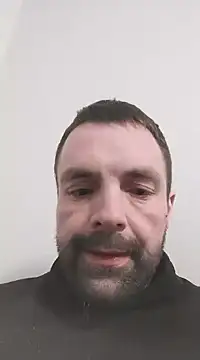 Snapshot of MaksDzubaV chatting on 03.20.25 MaksDzubaV online show from 03.20.25