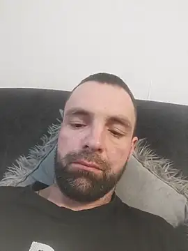 Snapshot of MaksDzubaV chatting on 09.23.25 MaksDzubaV online show from 09.23.25