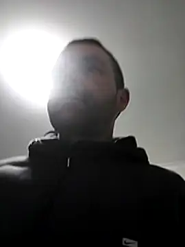 Snapshot of MaksDzubaV chatting on 02.11.26 MaksDzubaV online show from 02.11.26