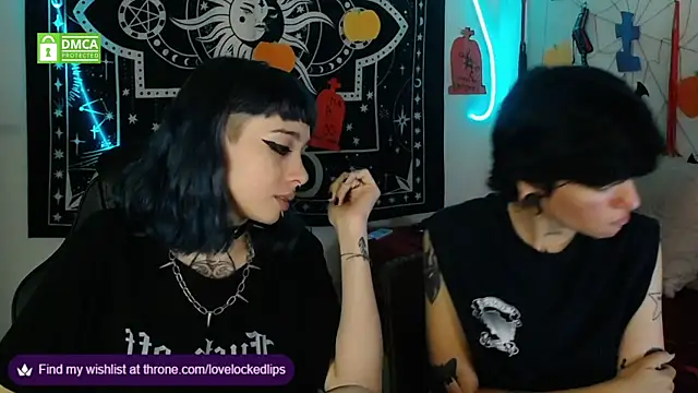 lovelockedlips online show from 10.29.25