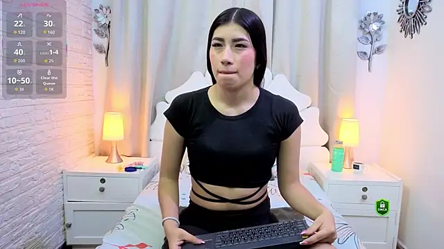 Lili Opal online show from 02.13.26