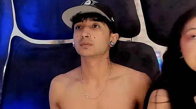 Snapshot of LauryAndNarem69 chatting on 03.15.25 LauryAndNarem69 online show from 03.15.25