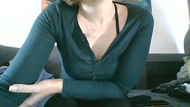 Ladyhot25 online show from 03.17.25