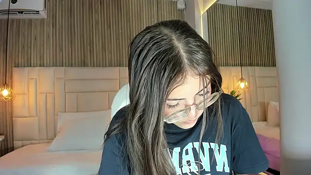 DulceVela  online show from 09.11.25