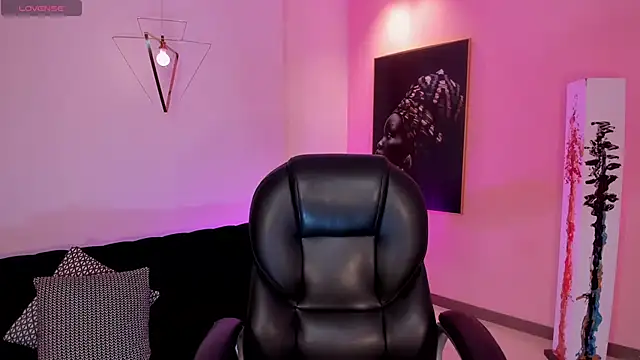 CandaseRussell online show from 09.08.25