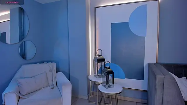 AmaliaCrus online show from 11.17.25