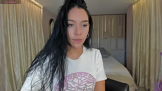 AmaliaCrus online show from 02.04.26