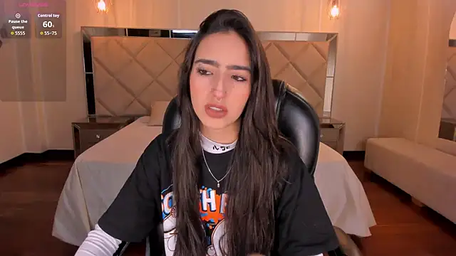 LarisaSmirnov online show from 01.11.26