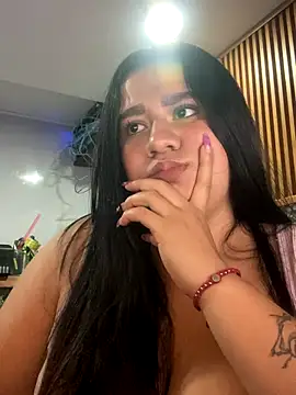 Vaiolet 2222 online show from 09.13.25