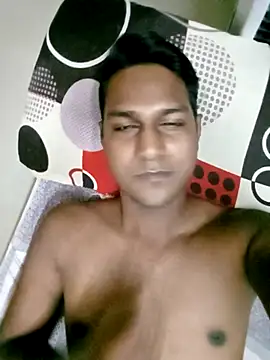 Snapshot of vikesh05 chatting on 10.03.25 vikesh05 online show from 10.03.25