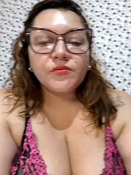 Snapshot of veludolunar chatting on 03.21.25 veludolunar online show from 03.21.25