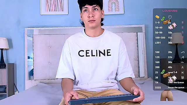 Snapshot of Jhojan_twink chatting on 09.30.25 Jhojan twink online show from 09.30.25