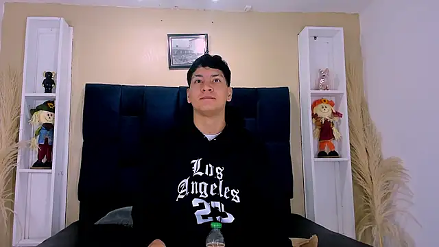 Snapshot of Jhojan_twink chatting on 10.07.25 Jhojan twink online show from 10.07.25