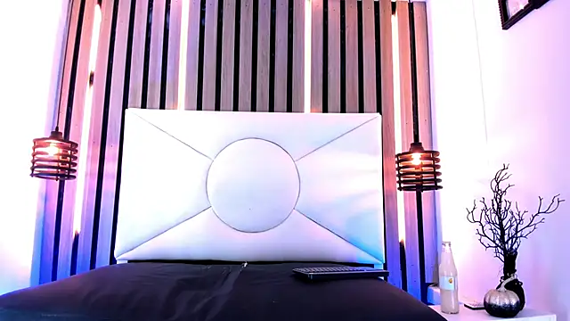 Snapshot of Jhojan_twink chatting on 10.21.25 Jhojan twink online show from 10.21.25