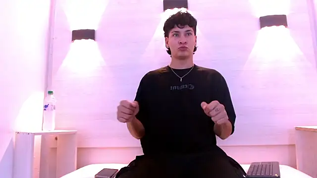 Jhojan twink online show from 01.07.26