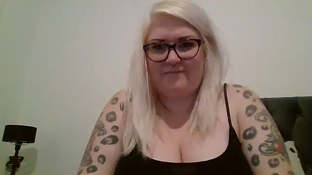 Sizzling Indie36 online show from 03.19.25