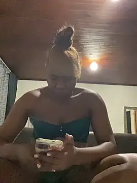 Snapshot of Lahtinah24 chatting on 03.19.25 Lahtinah24 online show from 03.19.25